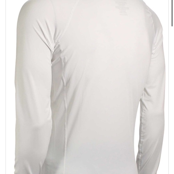 Salty Crew Rash Guard - Picture 2 of 6